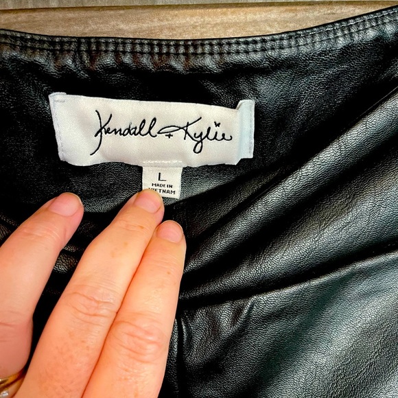 Kendall & Kylie Pants - Pleather rock star ⭐️ pants